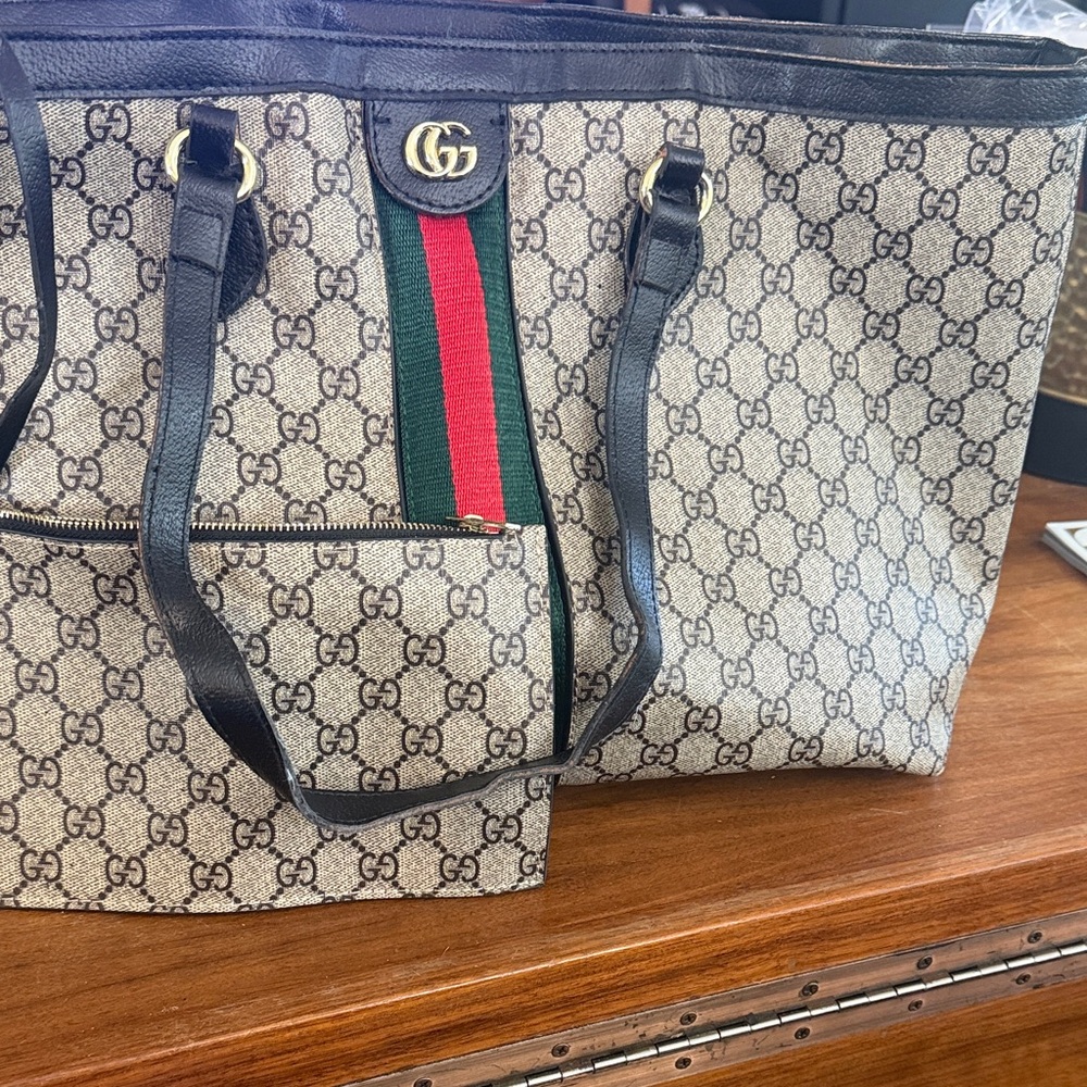 Gucci Beige and Black GG Supreme Tote